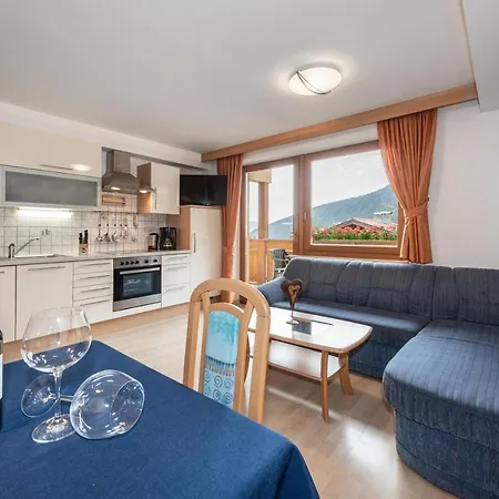 Tauber Aparthotel *