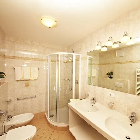 Aparthotel Tauber Valles